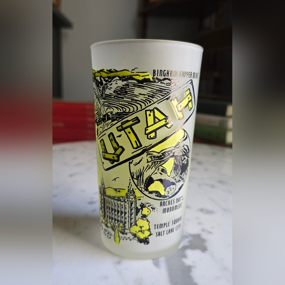 Utah Hazel-Atlas Vintage Souvenir Frosted Glass Tumbler